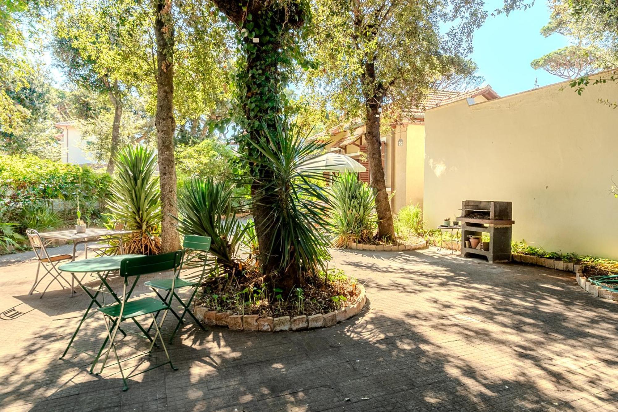 Exclusive Charming Villa - Free Parking 400 Mq Garden - Rome Airport - Roseto Villa Dream 弗雷杰内 外观 照片