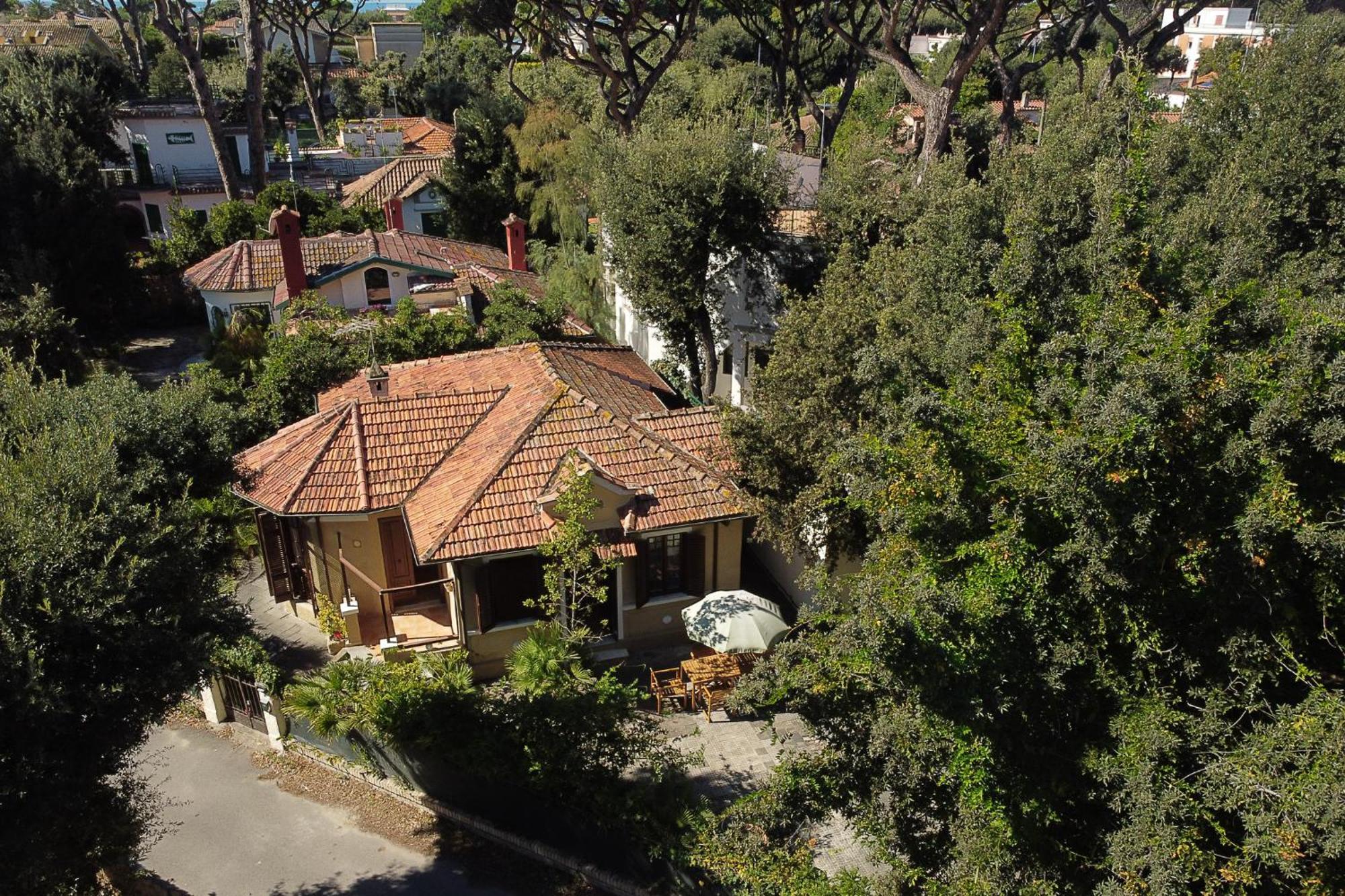 Exclusive Charming Villa - Free Parking 400 Mq Garden - Rome Airport - Roseto Villa Dream 弗雷杰内 外观 照片