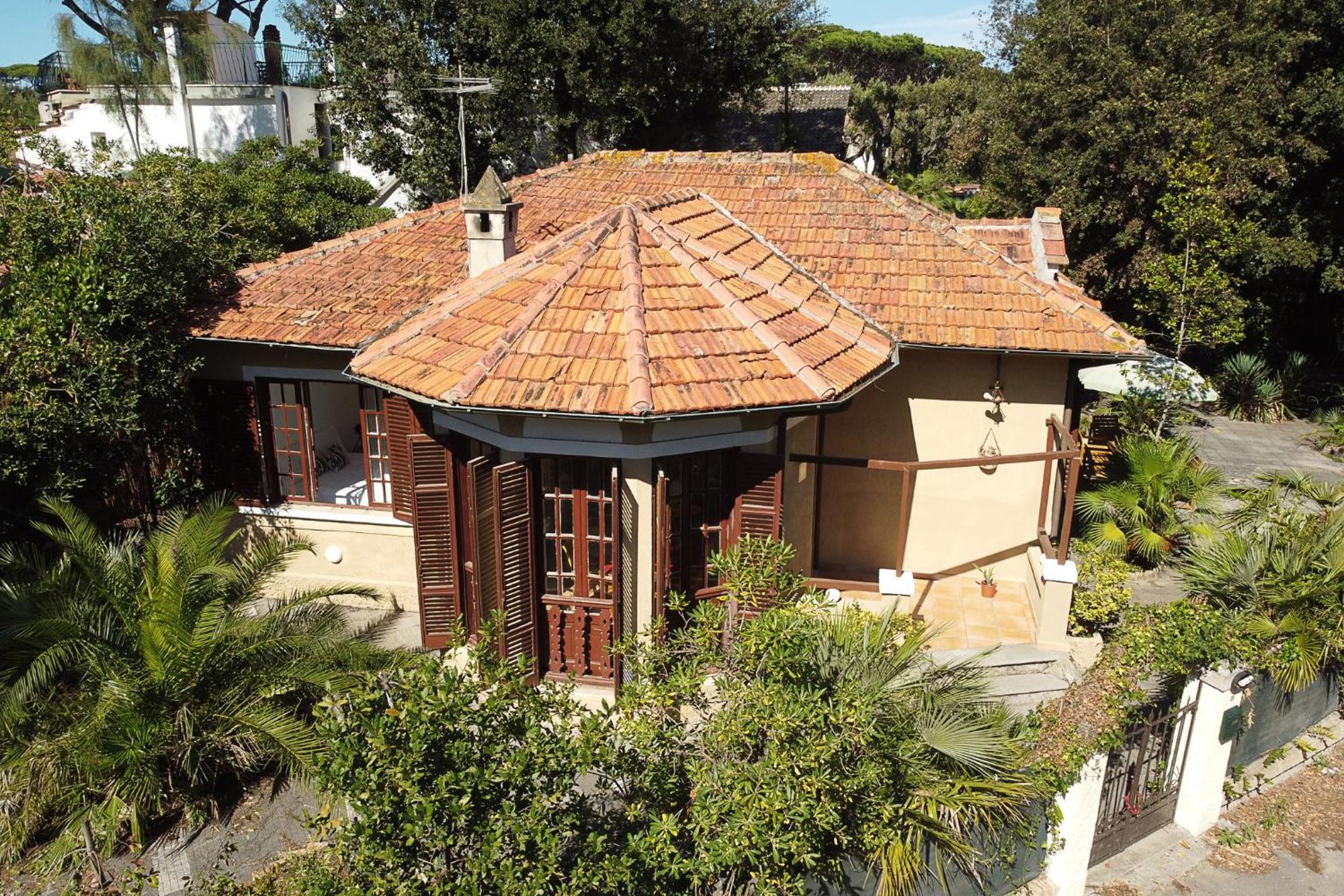 Exclusive Charming Villa - Free Parking 400 Mq Garden - Rome Airport - Roseto Villa Dream 弗雷杰内 外观 照片